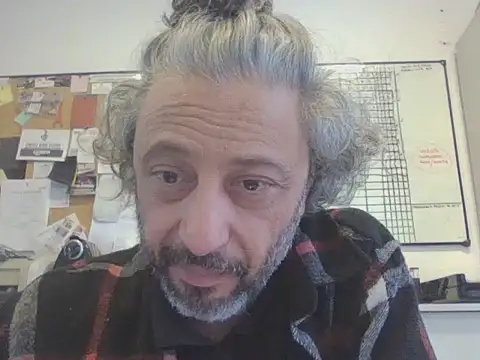Snapshot of Petebulimia chatting on May 2026 04:13:02 PM Petebulimia online show from May 2026 04:13:02 PM