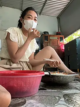 Mio Nips online show from January 2026 02:49:01 AM