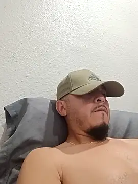 Lalin2323 online show from March 2026 10:23:01 PM