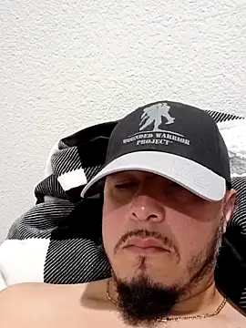 Lalin2323 online show from March 2026 06:41:01 PM