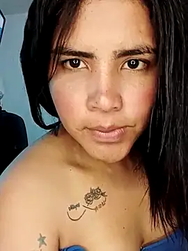 lucy devil23 online show from February 2026 07:45:01 PM