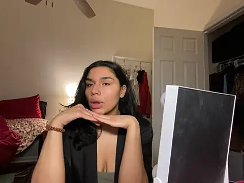 lunabellaX0 online show from February 2026 04:43:01 AM