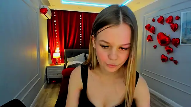 MidnighteAura online show from March 2026 09:01:02 PM