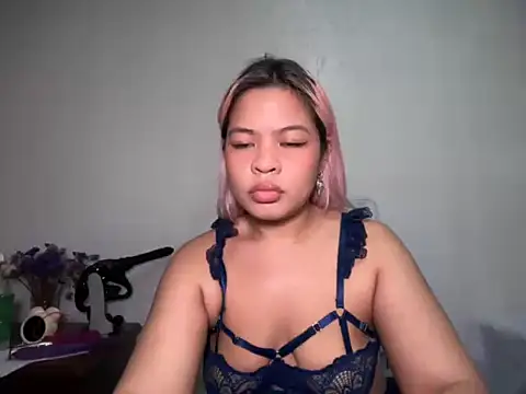 Snapshot of Tina_Slick chatting on May 2026 02:56:01 PM Tina Slick online show from May 2026 02:56:01 PM