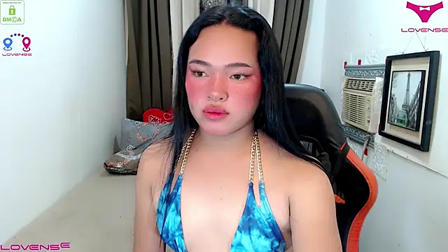 Fantacyloverr online show from December 2025 04:48:02 PM