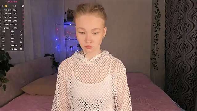 MaireLanda online show from March 2026 04:28:02 AM