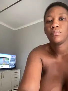 GiantClithpee online show from December 2024 10:08:02 AM