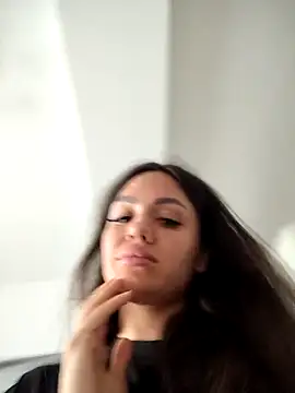 SiennaLuxexx online show from May 2026 11:04:02 AM