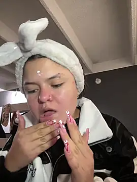 Camila Duarte2 online show from February 2026 01:37:01 PM