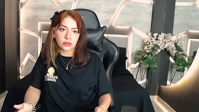 NaughtyNebula online show from December 2025 10:26:01 PM