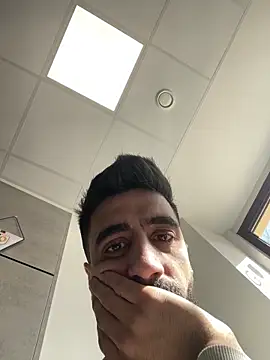 Snapshot of Ghost-Zero chatting on March 2026 10:45:02 AM Ghost-Zero online show from March 2026 10:45:02 AM