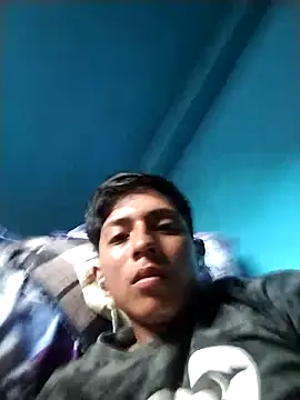 Manuelp0203 online show from May 2026 04:57:02 PM