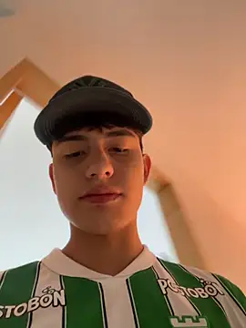 Lander Cruz online show from July 2026 04:02:01 PM