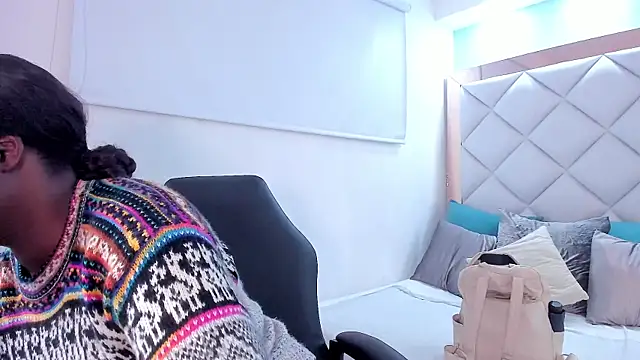 liarosee11 online show from January 2026 10:00:02 PM