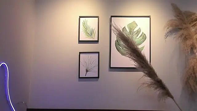 Snapshot of MIAROGGERSS chatting on February 2026 04:16:02 AM MIAROGGERSS online show from February 2026 04:16:02 AM