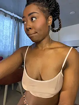 Cynthia es online show from July 2026 06:31:01 PM