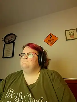 LiaraStrife online show from December 2025 06:41:01 AM