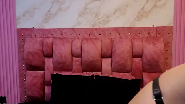 ValeryMorales online show from February 2026 07:51:01 AM