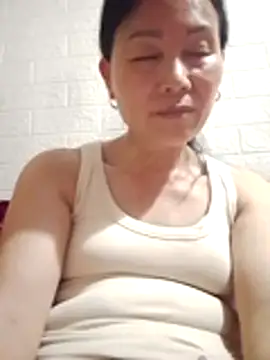 Lili-123k online show from March 2026 06:07:01 PM