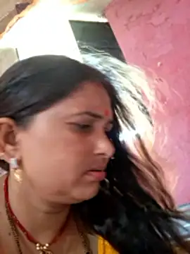 Snapshot of Your-shreya143 chatting on May 2026 09:27:02 AM Your-shreya143 online show from May 2026 09:27:02 AM