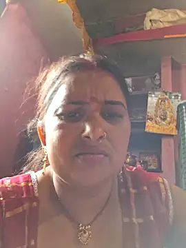 Snapshot of Your-shreya143 chatting on May 2026 07:15:02 AM Your-shreya143 online show from May 2026 07:15:02 AM
