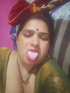 Your-shreya143 online show from June 2026 11:28:01 PM