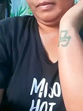 Snapshot of wildblaze_12 chatting on March 2026 12:02:01 AM wildblaze 12 online show from March 2026 12:02:01 AM