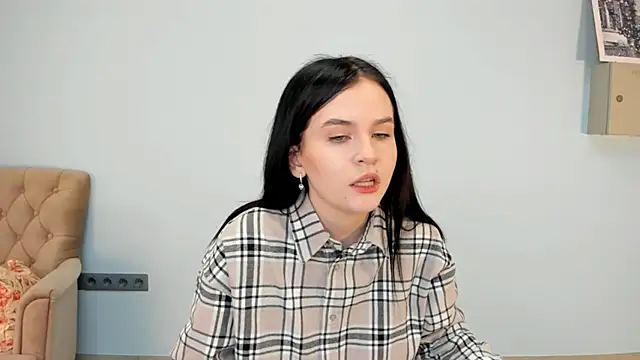 TrudyMozie online show from December 2025 12:14:02 PM