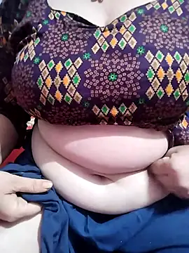 hottyrose69 online show from April 2026 03:26:02 PM