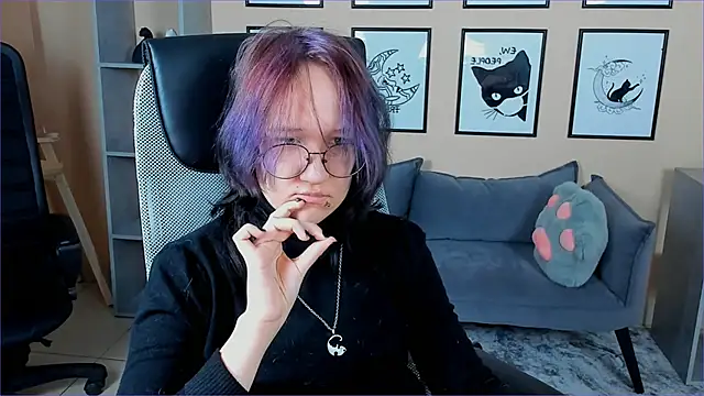 Sylvia Reed online show from January 2026 10:06:01 AM