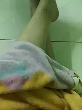 Snapshot of Miky_Lyn chatting on March 2026 03:14:01 PM Miky Lyn online show from March 2026 03:14:01 PM