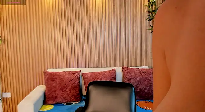 TiffanyHoustton online show from February 2026 11:50:01 AM