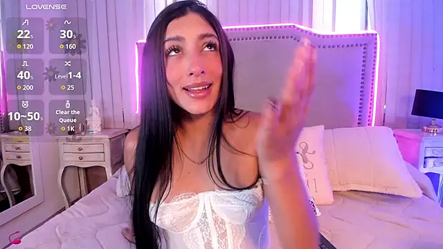 Snapshot of lya__brown chatting on July 2026 12:35:01 PM lya brown online show from July 2026 12:35:01 PM