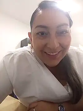 Valeria montana  online show from January 2026 12:44:02 PM