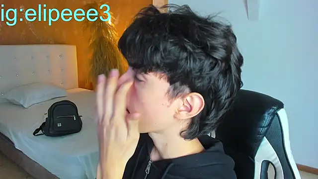 CONNOR STONNE  online show from March 2026 09:11:01 PM