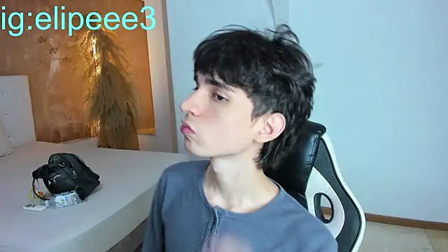 CONNOR STONNE  online show from March 2026 07:32:01 PM