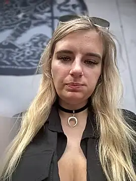 Betsy online show from December 2024 05:59:01 AM