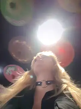 Betsy online show from December 2024 08:39:02 AM