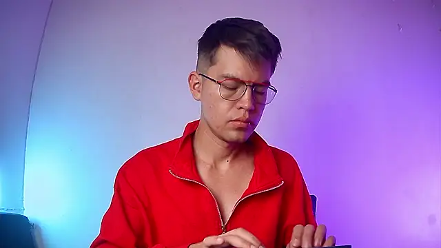 Snapshot of nicolatinboy chatting on March 2026 09:17:01 PM nicolatinboy online show from March 2026 09:17:01 PM