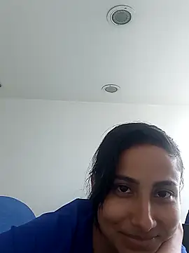 Vera Luna  online show from December 2025 07:21:01 PM