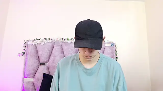 iris and damian online show from February 2026 05:12:02 PM