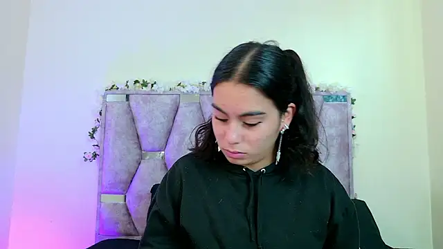 iris and damian online show from March 2026 05:17:02 PM