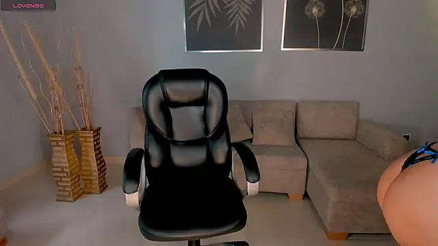 Snapshot of ChloeManson chatting on January 2025 08:56:01 PM ChloeManson online show from January 2025 08:56:01 PM