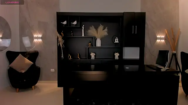 Snapshot of ChloeManson chatting on March 2025 08:48:02 PM ChloeManson online show from March 2025 08:48:02 PM