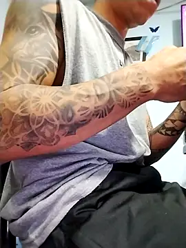 Eliazs2316- online show from December 2025 06:54:02 AM