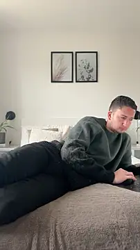 dirtyanal23 online show from December 2025 09:40:01 AM