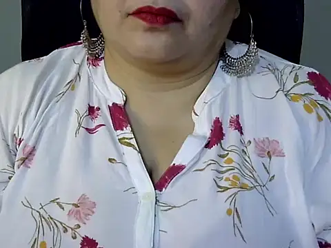 Snapshot of Soniya_Sha chatting on February 2026 06:59:02 PM Soniya Sha online show from February 2026 06:59:02 PM