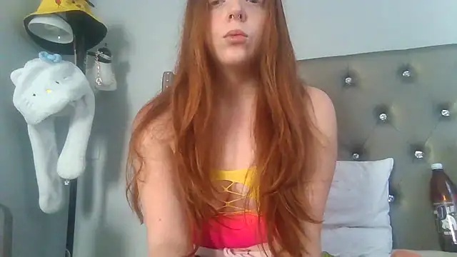 RedRubyRed online show from December 2025 05:09:01 PM