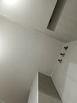 Snapshot of BR4v9andr chatting on December 2025 04:27:01 PM BR4v9andr online show from December 2025 04:27:01 PM