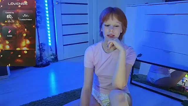 Lace Thrill online show from June 2026 09:30:01 PM
